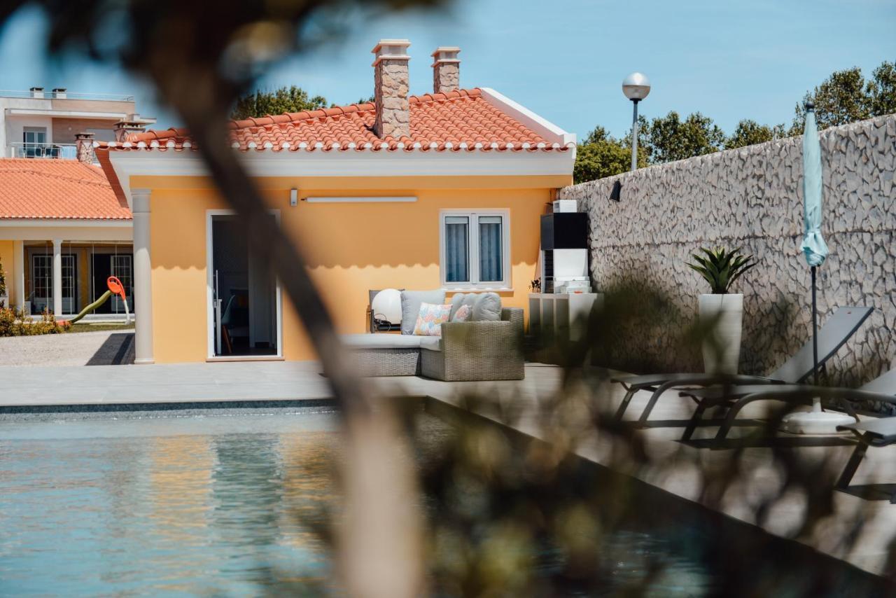 Yellow Sweet Home - Maria E Beatriz Nazaré Dış mekan fotoğraf